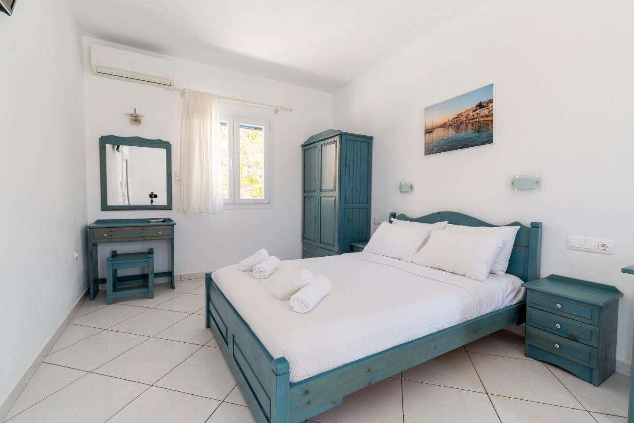 Ikaros Studios & Apartments Naxos City エクステリア 写真